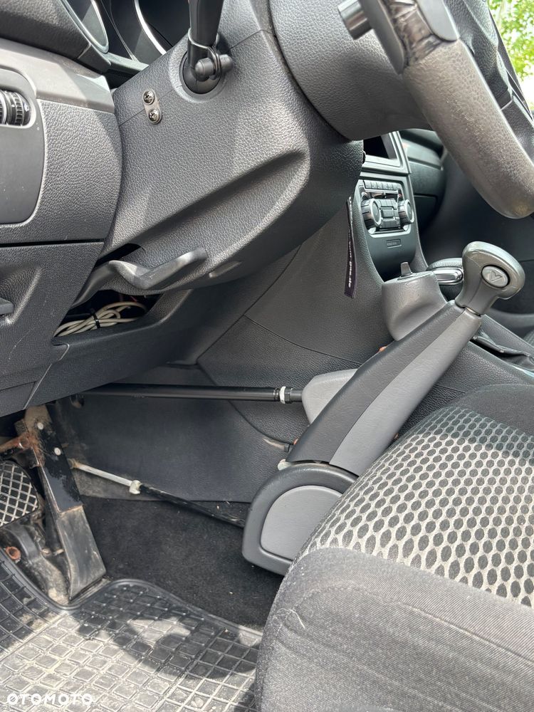 Volkswagen Golf - 11