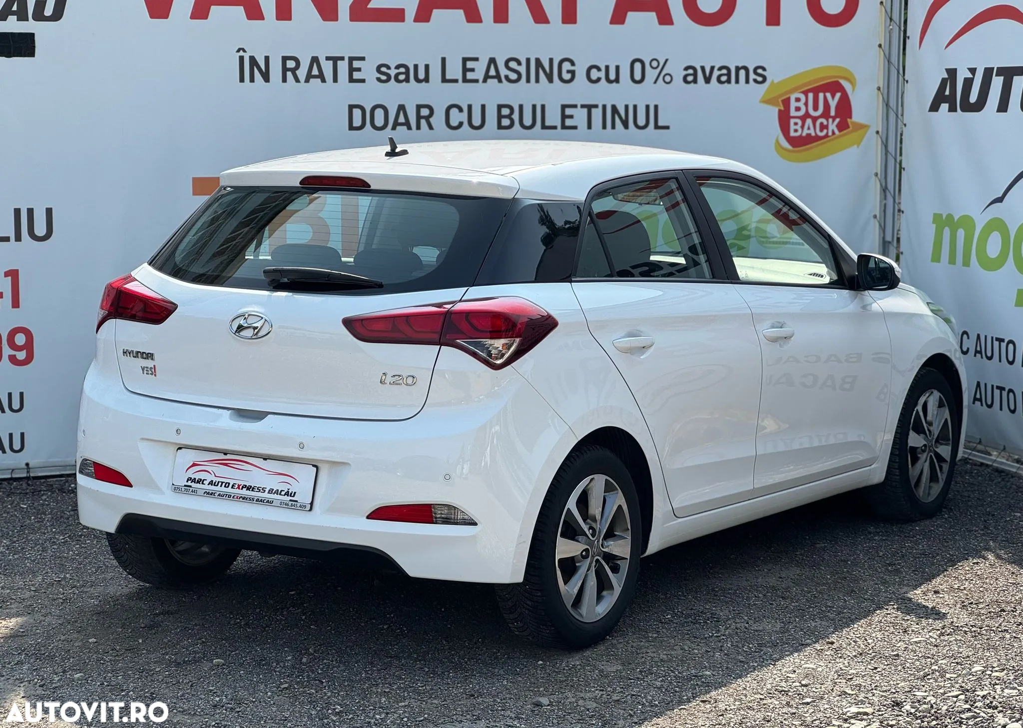 Hyundai i20 1.4 YES! Silver - 4