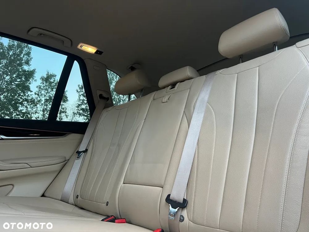 BMW X5 sDrive25d - 26