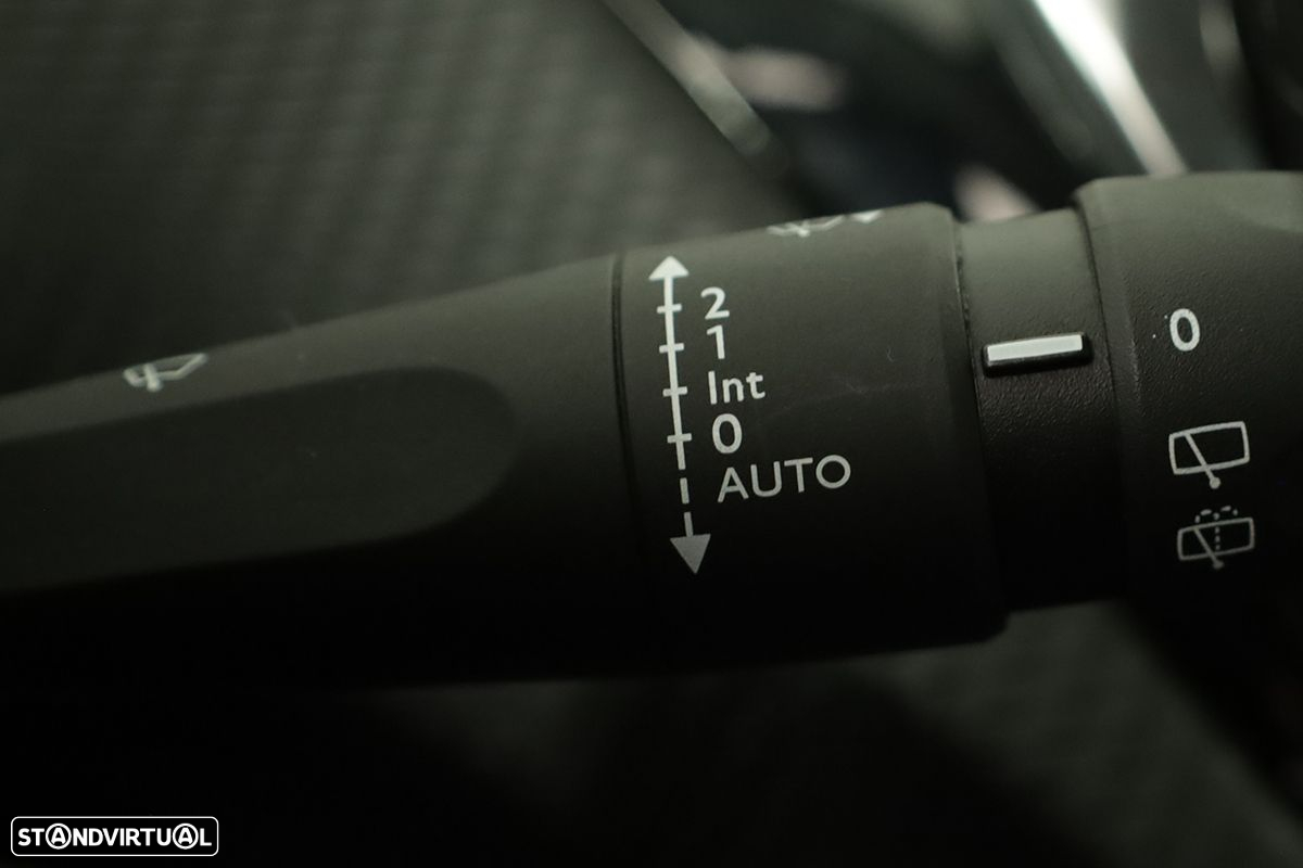Peugeot 208 1.6 BlueHDi Style - 17