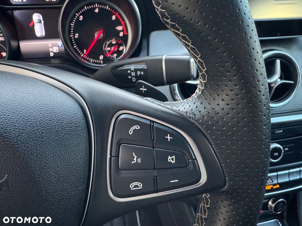 Mercedes-Benz CLA 180 d 7G-DCT Peak Edition - 20