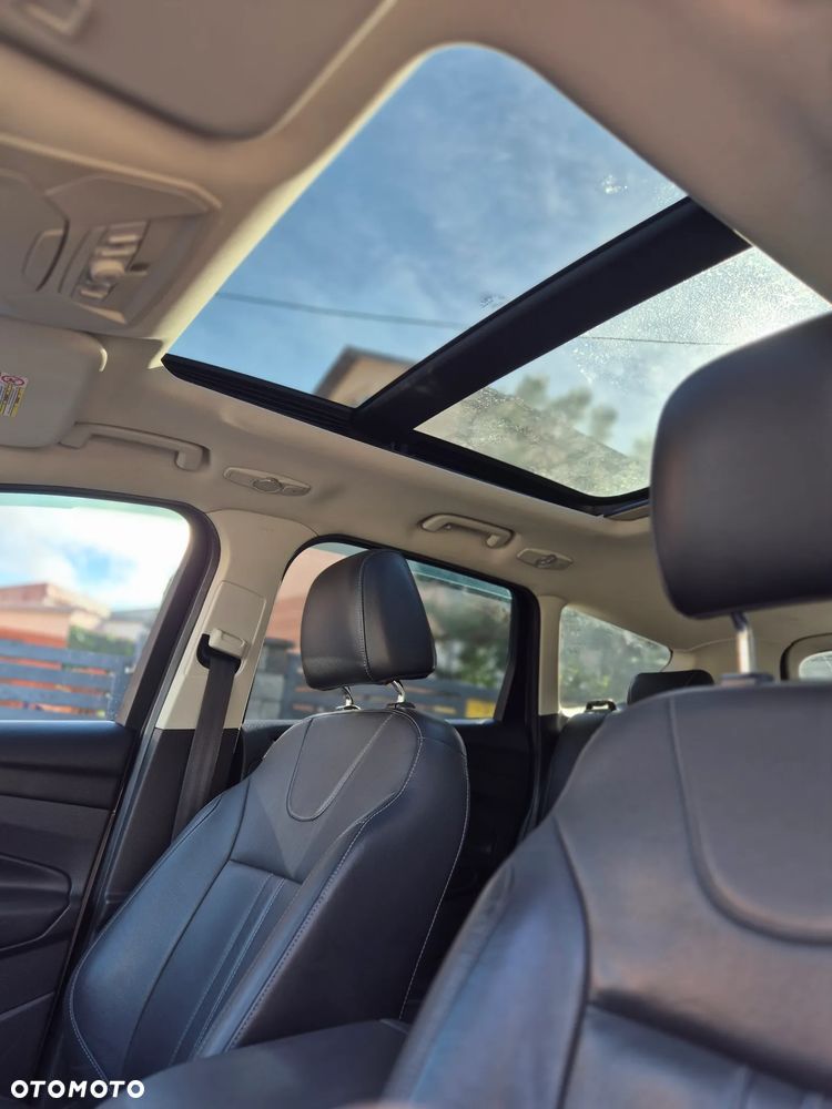 Ford Kuga - 18