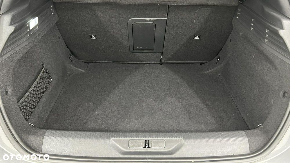 Peugeot 308 - 11