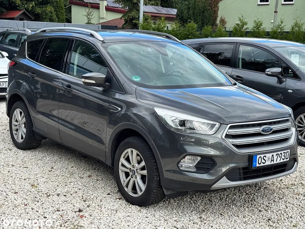 Ford Kuga 1.5 EcoBoost 2x4 Titanium - 6