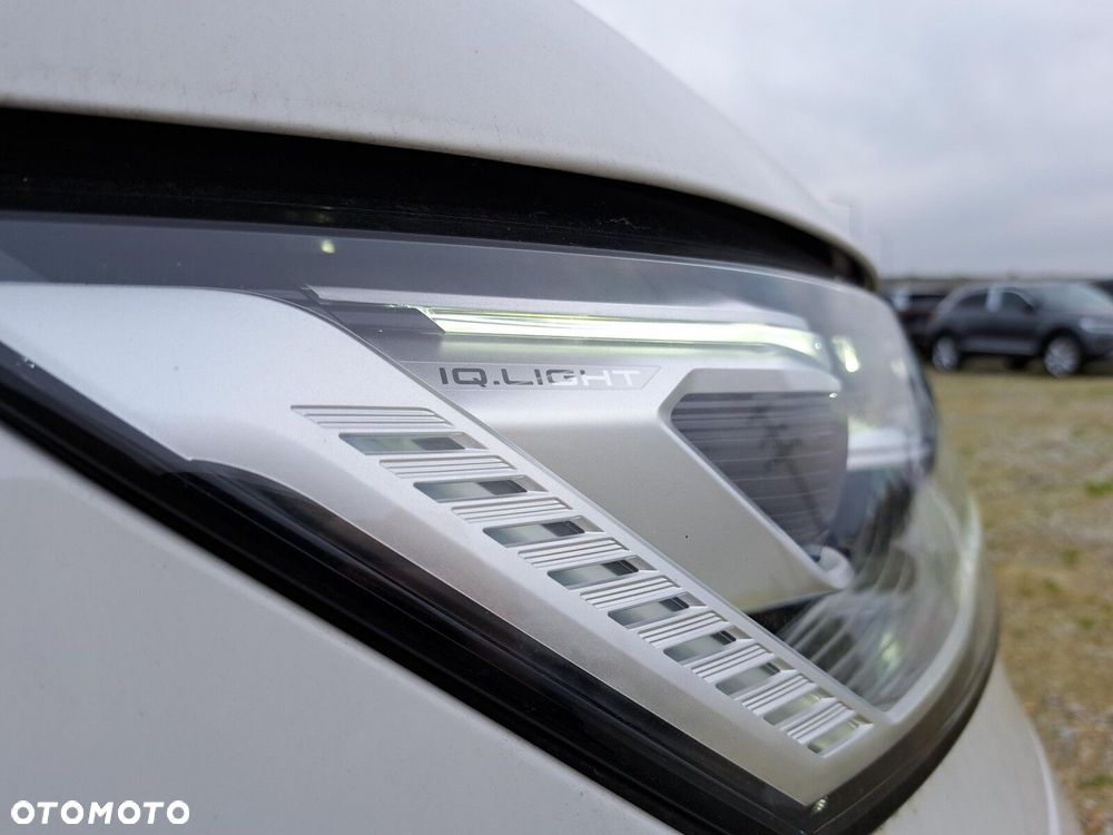 Volkswagen Multivan - 20