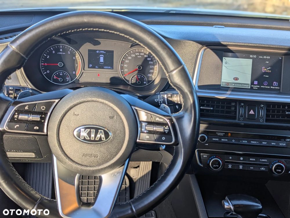 Kia Optima - 19