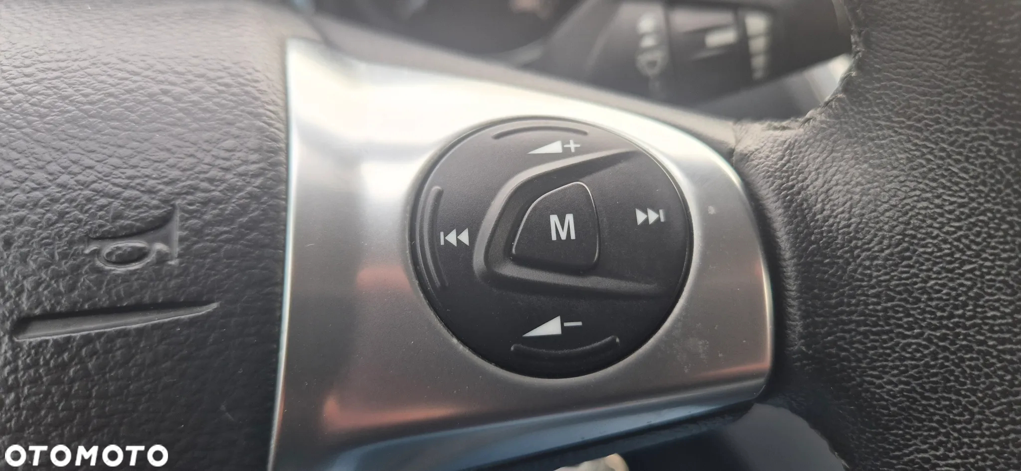 Ford C-MAX 1.6 Titanium - 21