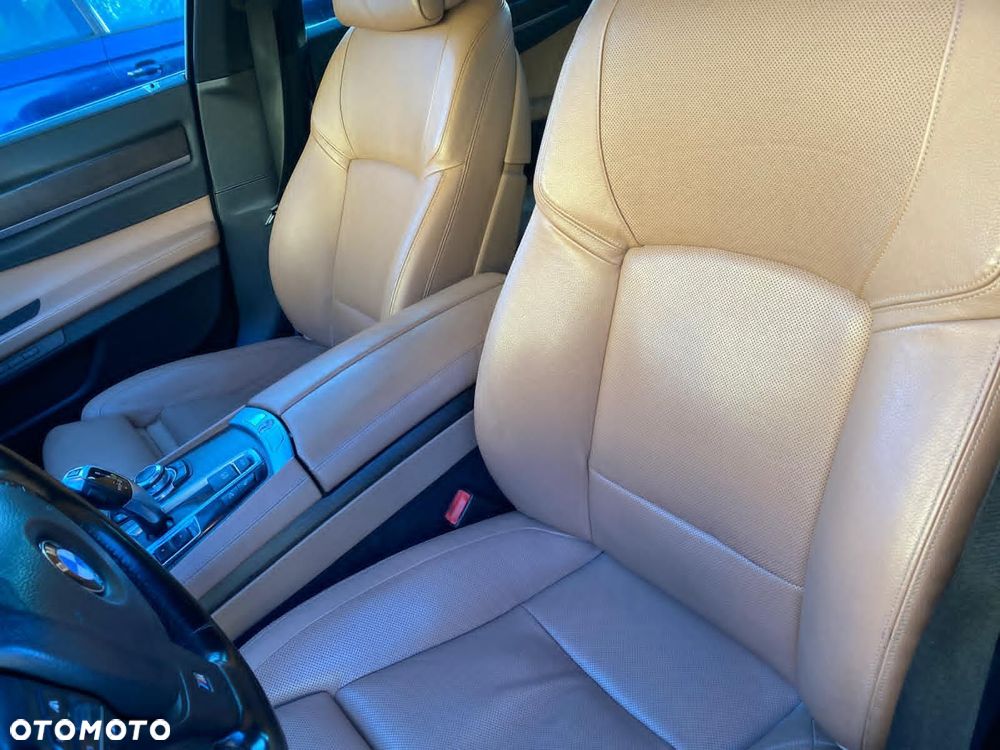 BMW Seria 7 740d xDrive Edition Exclusive - 13