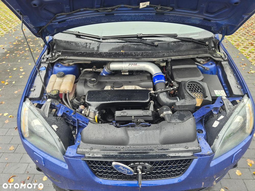 Ford Focus 2.5 ST - 8