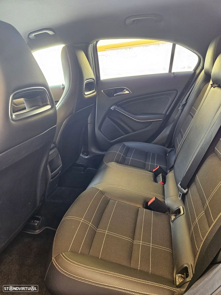 Mercedes-Benz A 180 CDI (BlueEFFICIENCY) 7G-DCT - 10