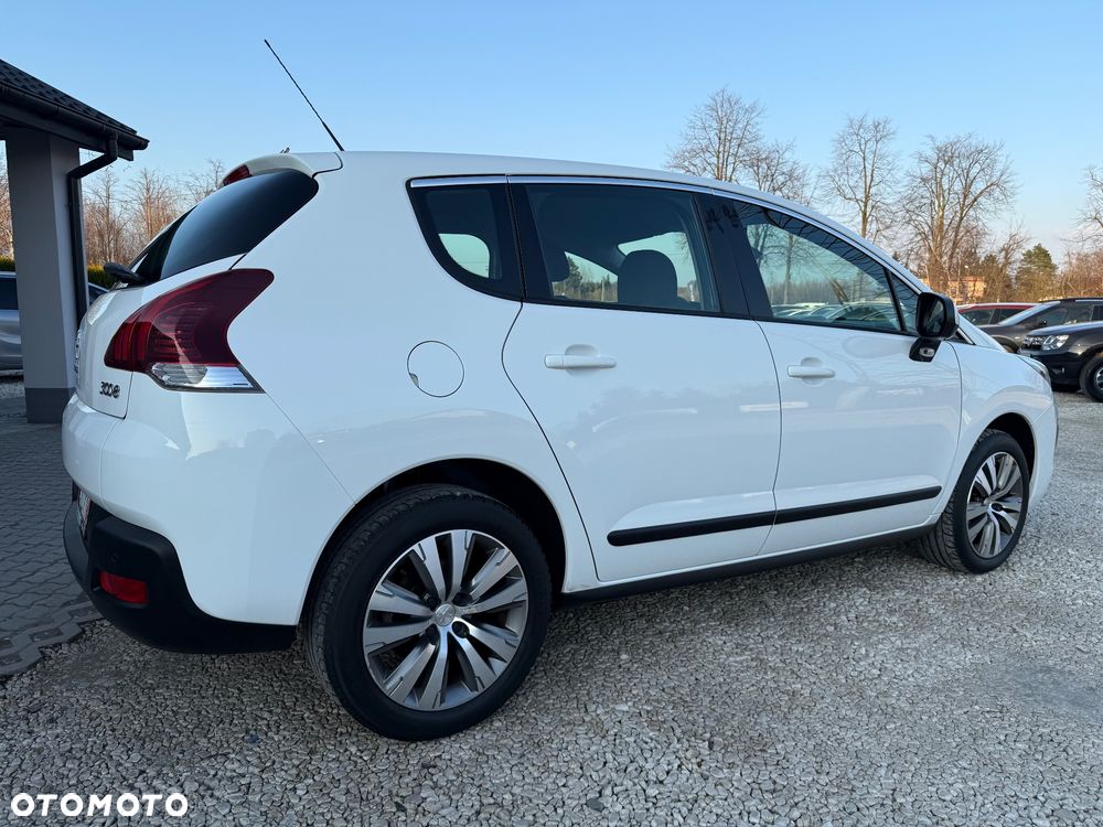 Peugeot 3008 1.2 PureTech Allure S&S - 14