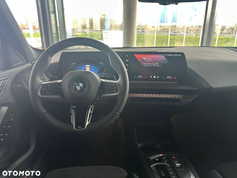 BMW Seria 1 123 mHEV xDrive - 17