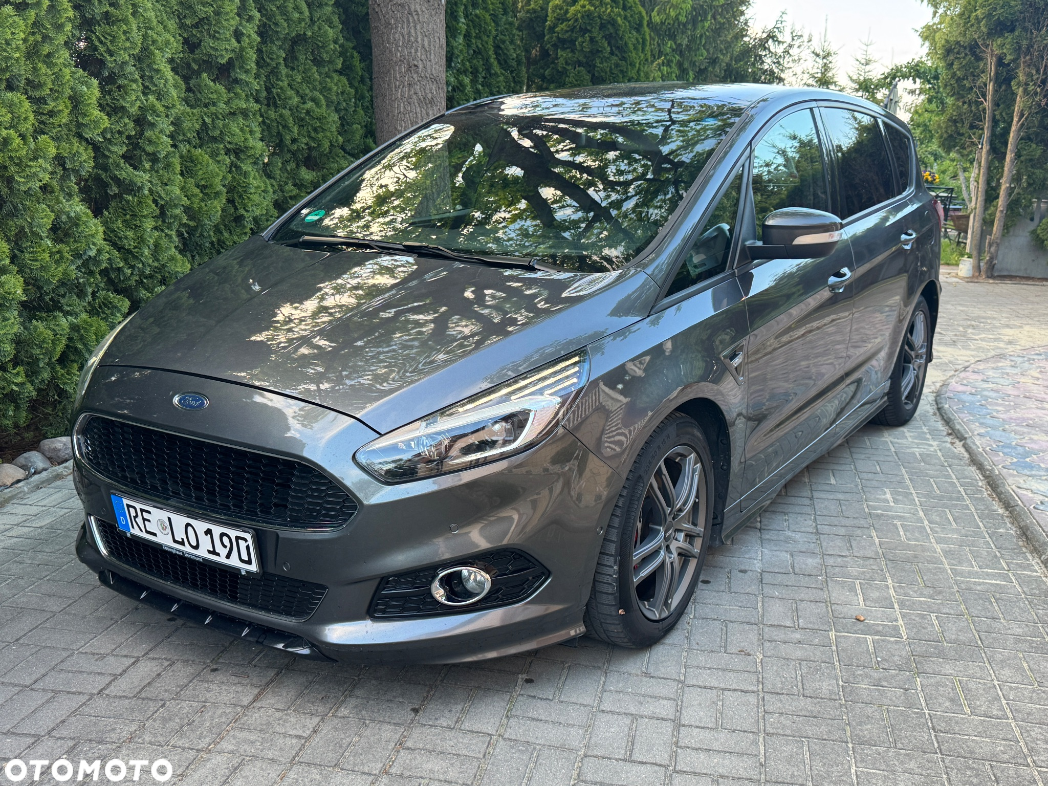 Ford S-Max 2.0 EcoBlue Allrad ST-LINE - 2