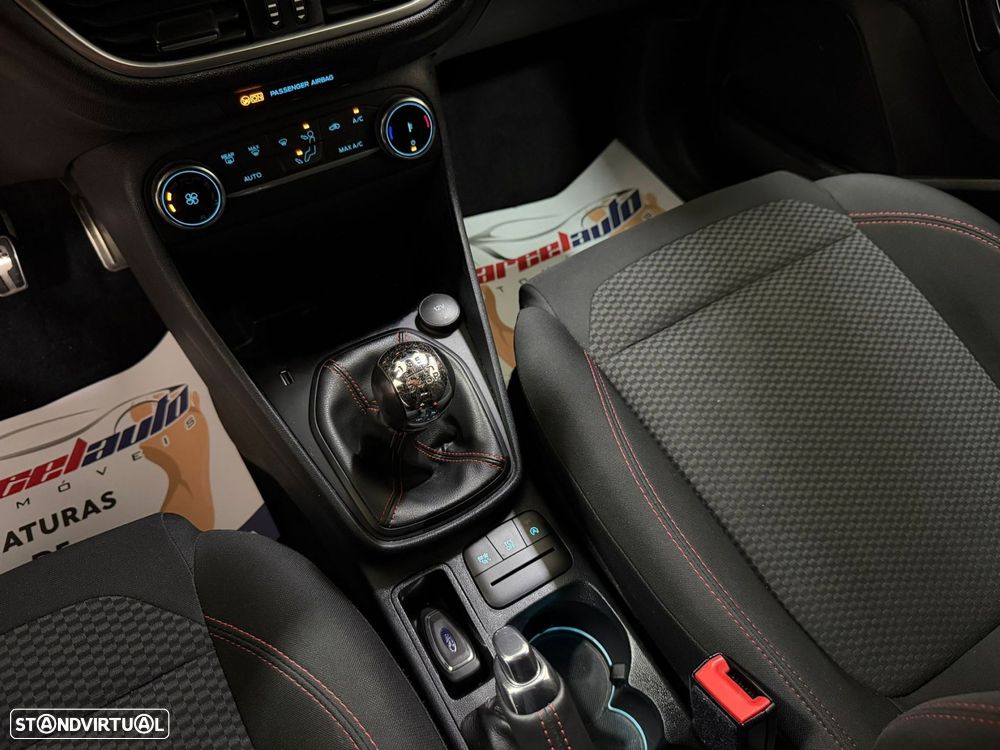 Ford Fiesta 1.0 EcoBoost ST-Line - 35