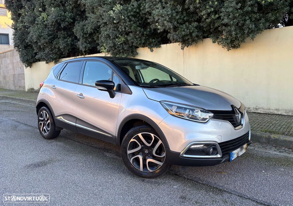 Renault Captur 0.9 TCE Exclusive - 2