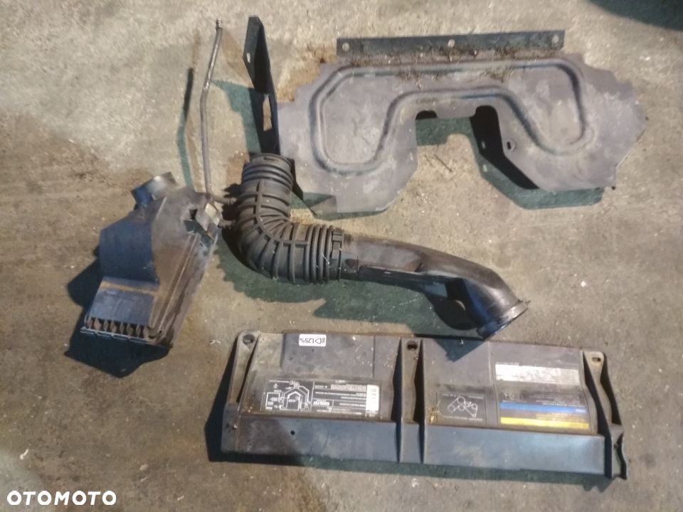 PONTIAC FIREBIRD 4 gen 4th gen 1993–2002 obudowa filtra powietrza dolot RURA DO PRZEPUSTNICY GUMA WLOTU chevrolet camaro intake 3.4 3.8 5.7 v6 v8 1994 1995 1996 air intake air filter box AIR DUCK - 1