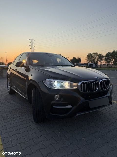 BMW X6 xDrive40d - 8