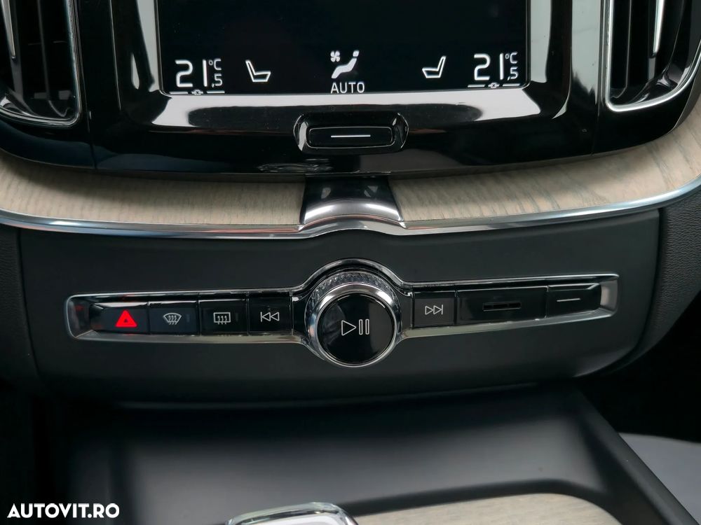 Volvo XC 60 B4 D AWD Geartronic Inscription - 18