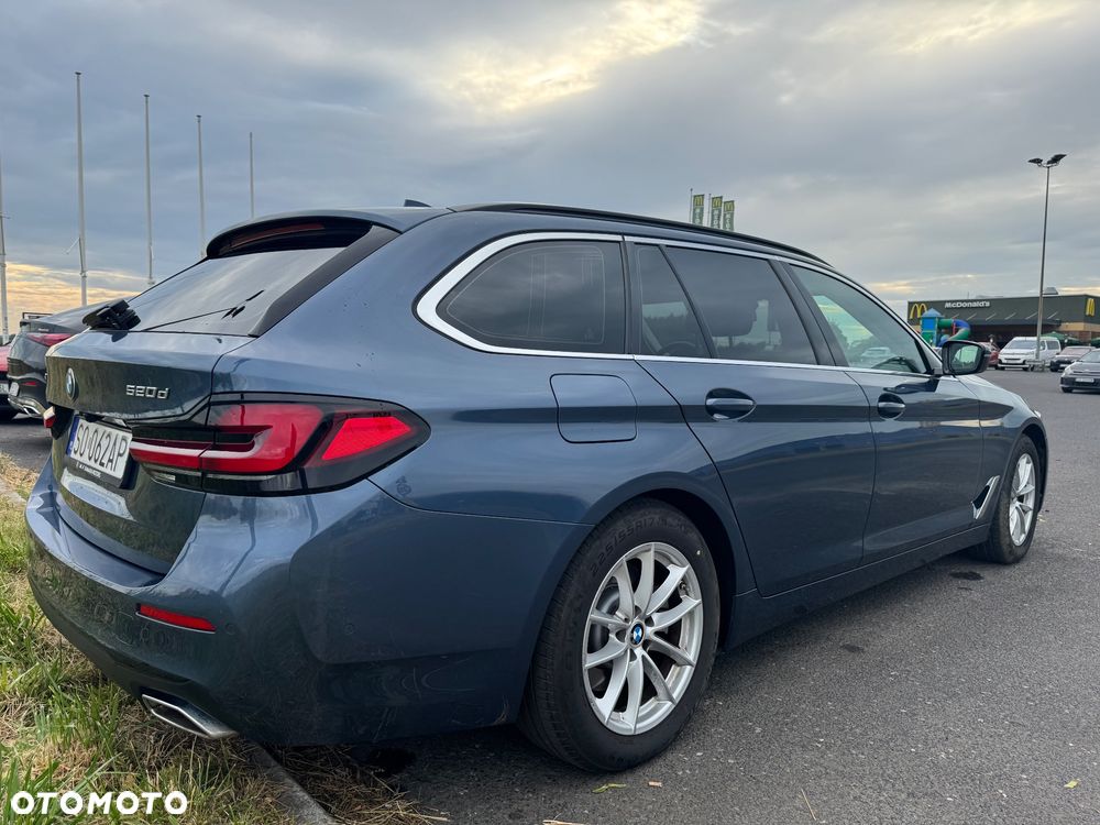 BMW Seria 5 520d xDrive mHEV Luxury Line sport - 8