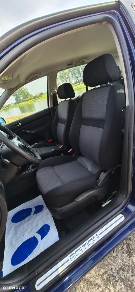 Volkswagen Golf - 13