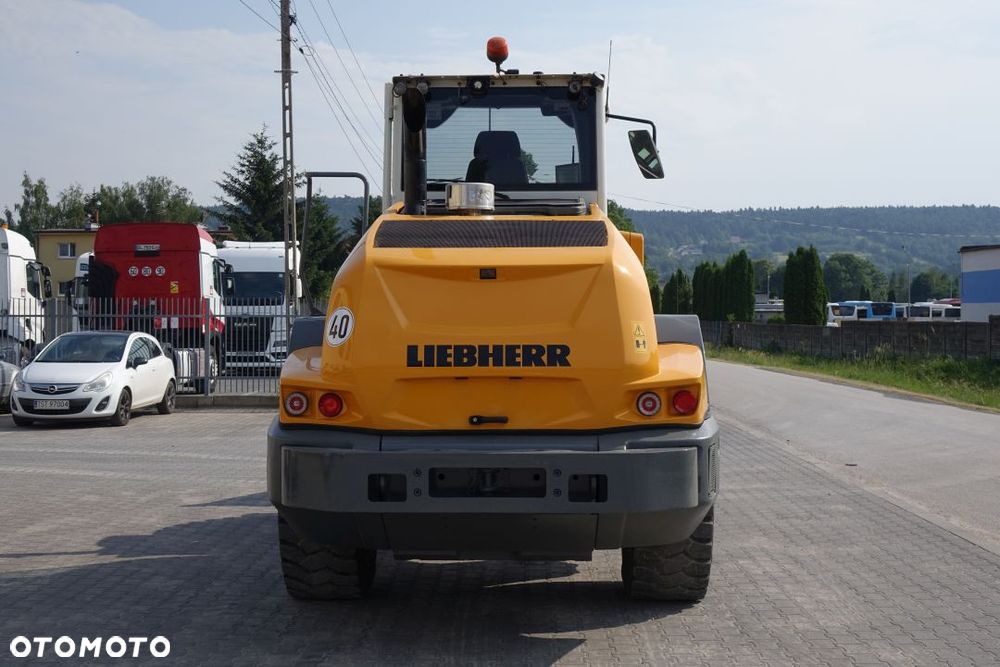 Liebherr L526 / ŁADOWARKA / 16 000 KG / SZYBKOZŁĄCZE / NOWE OPONY PRZÓD - 8