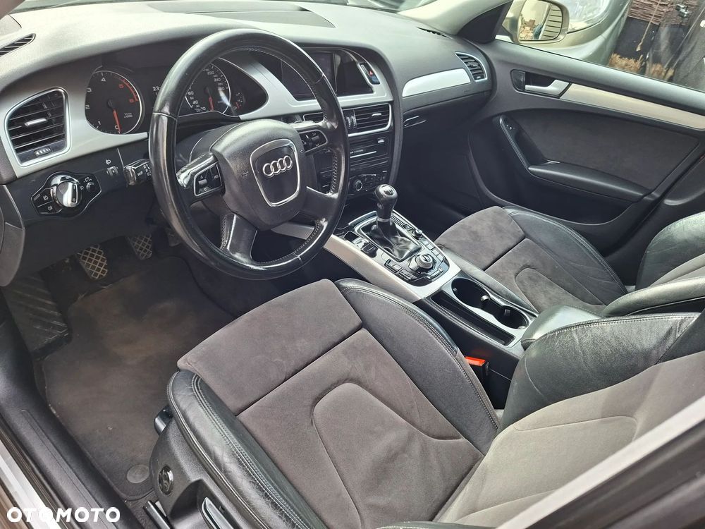 Audi A4 Avant 2.0 TDI - 15