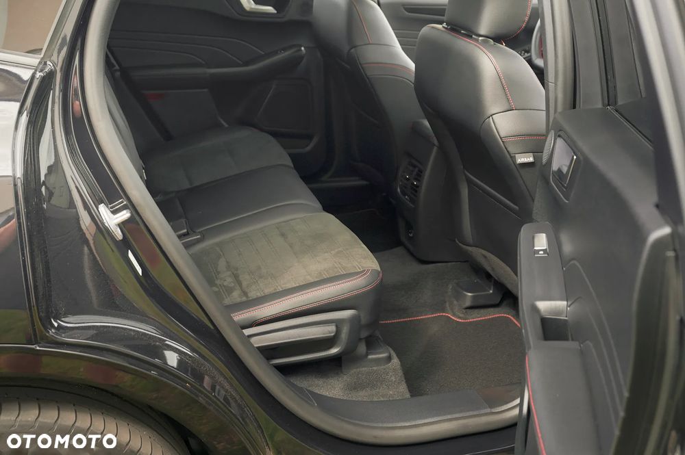 Ford Kuga 2.0 EcoBlue 4x4 ST-LINE X - 22