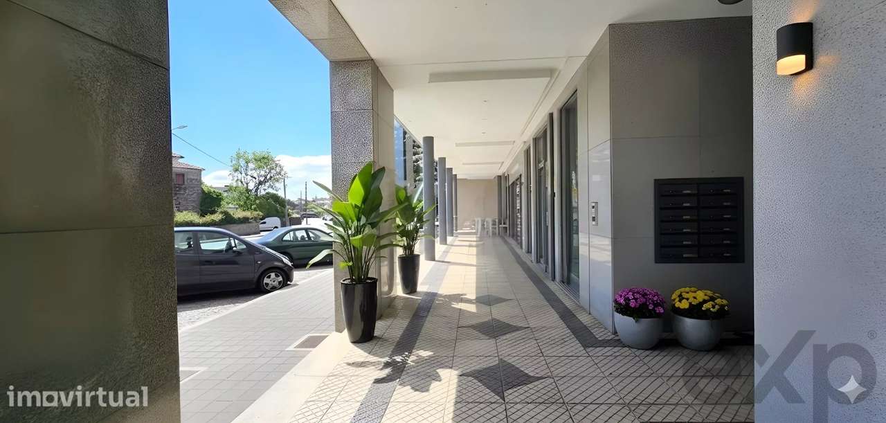 Pão Quente, Centro de Baguim do Monte - Grande imagem: 2/26