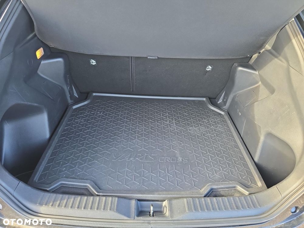 Toyota Yaris Cross Hybrid 1.5 Comfort 4x4 - 15