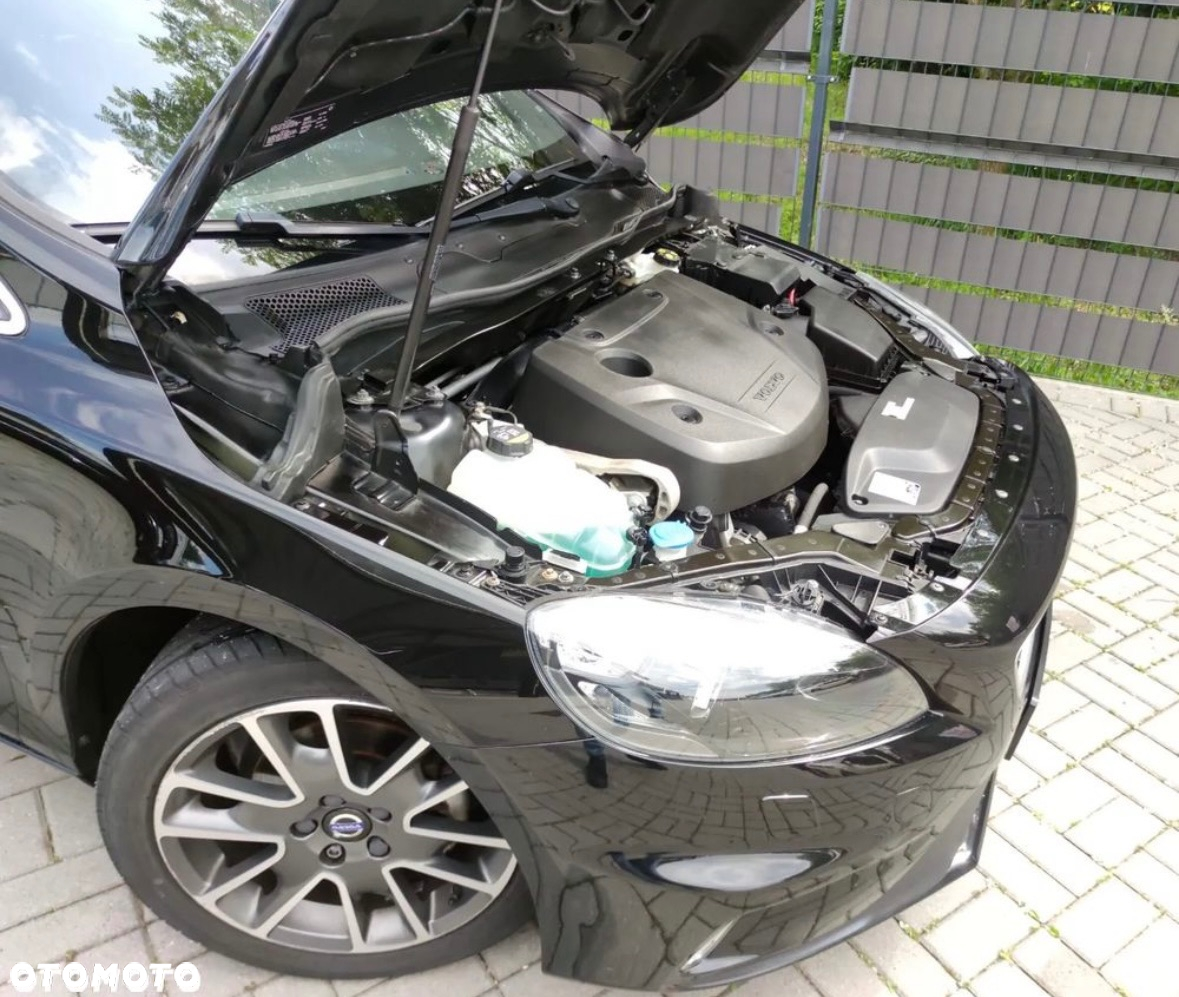 Volvo V40 D2 Drive-E R-Design Kinetic - 28
