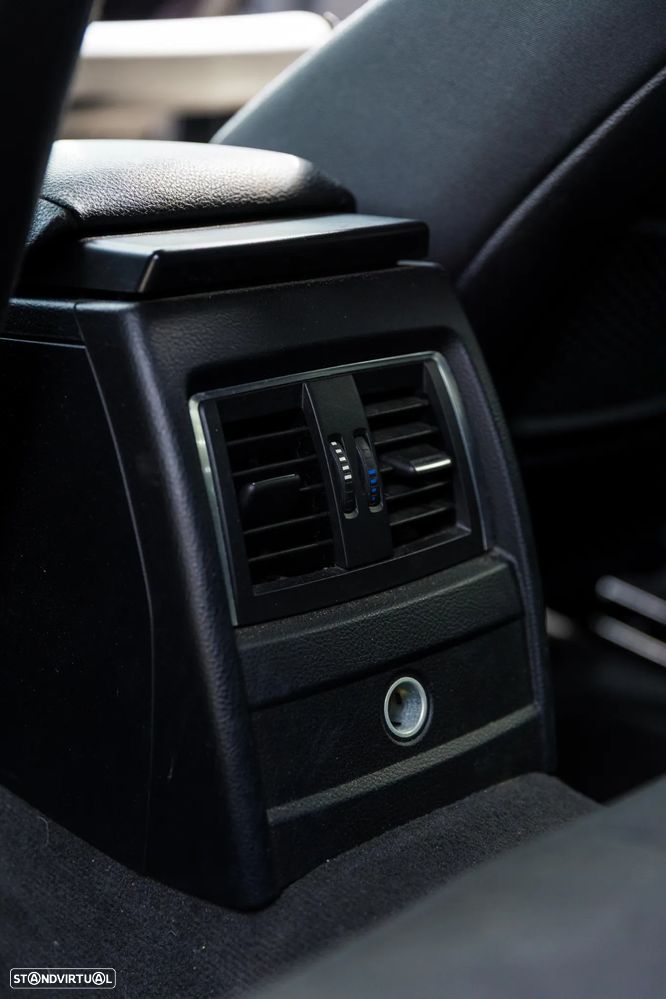 BMW 318 d Touring Line Sport Auto - 19