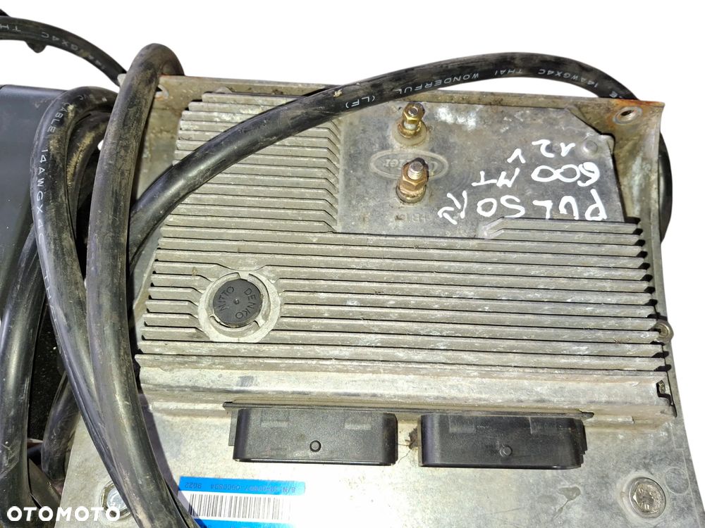 STEROWNIK KOMPUTER PŁYTA GŁÓWNA AGREGATU CARRIER PULSOR 600 MT 12 v - 1