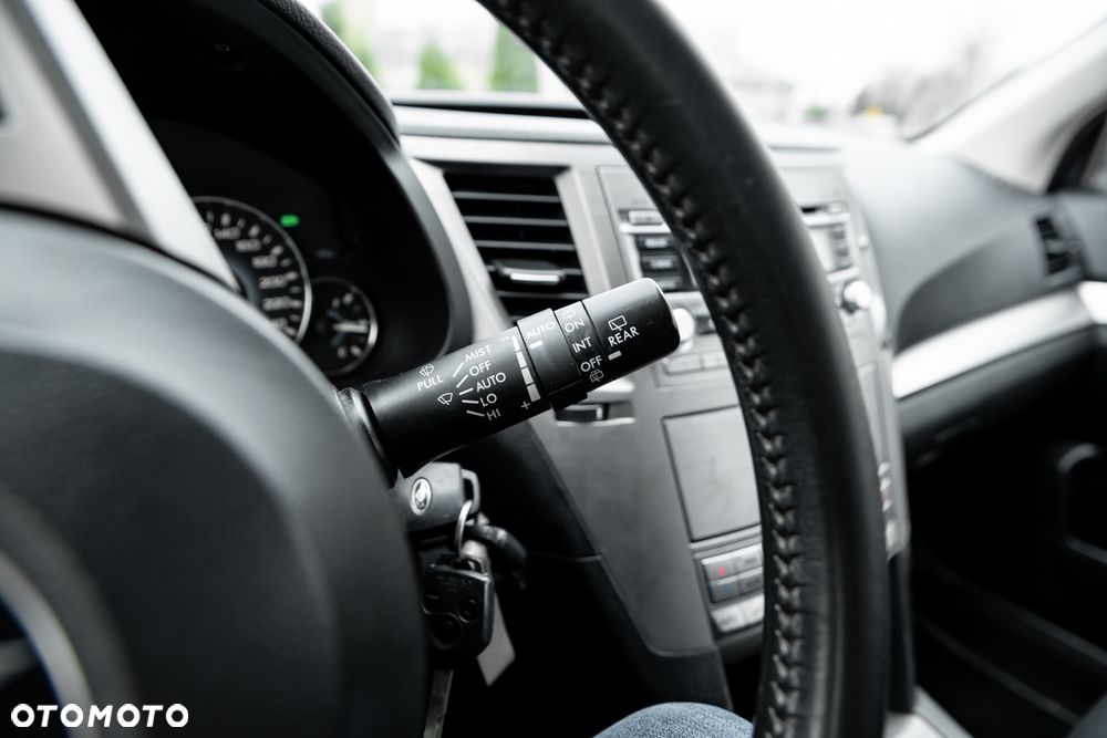 Subaru Outback 2.5i Comfort - 33