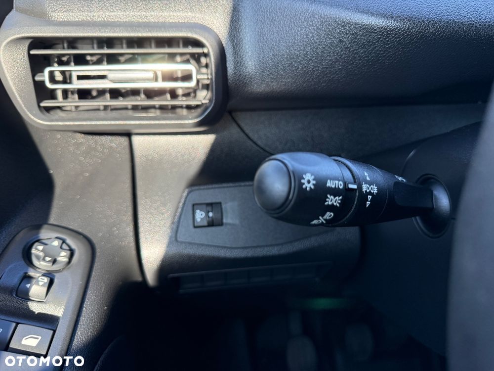 Peugeot Partner Doblo Proace Berlingo Combo - 19