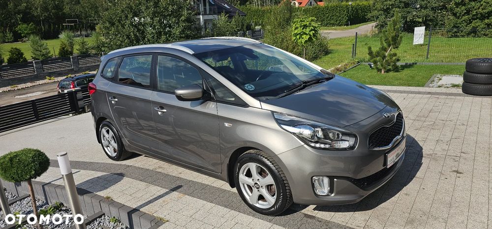 Kia Carens 1.6 GDI L 7os EU6 - 14