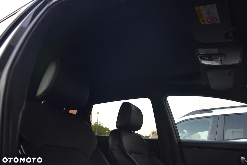 Kia Carens 1.7 CRDi 141 ISG Spirit - 26