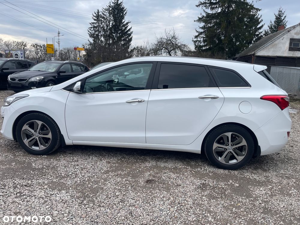 Hyundai i30 1.6 CRDI DCT Premium - 8