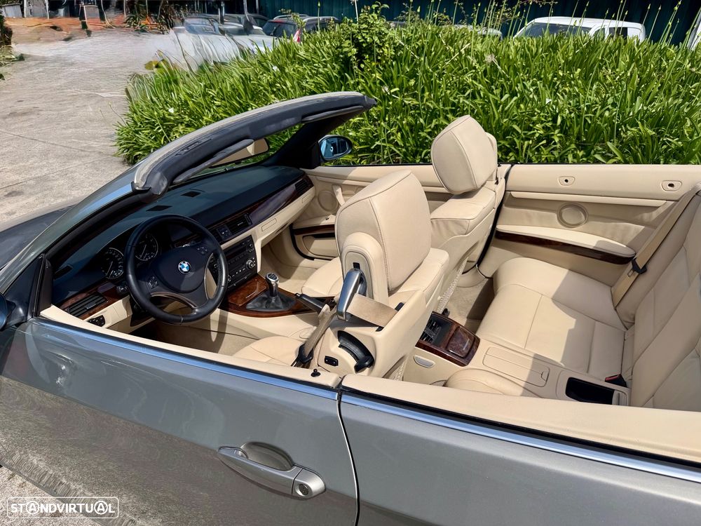 BMW 320 i Cabrio - 10