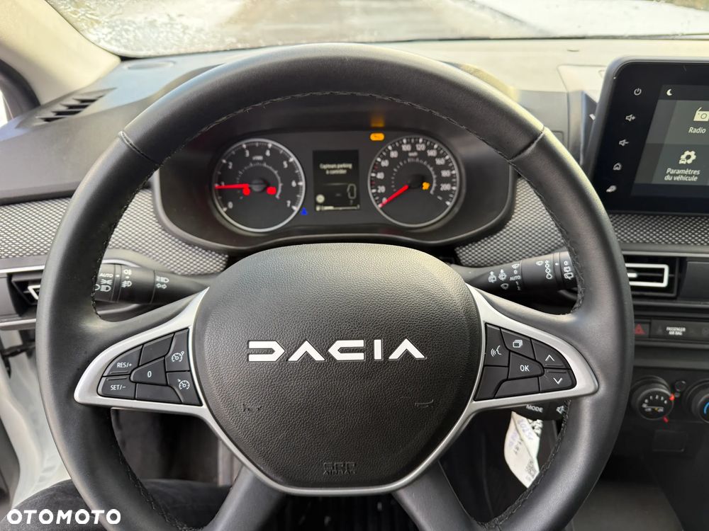 Dacia Sandero 1.0 SCe Essential - 21