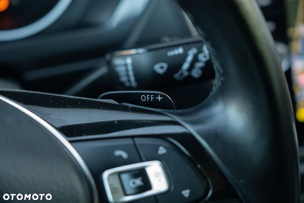 Volkswagen Tiguan 2.0 TDI SCR DSG - 9