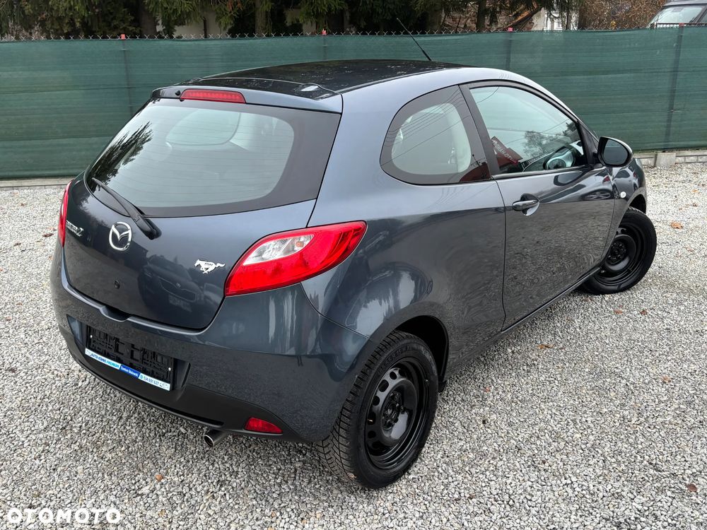 Mazda 2 - 15