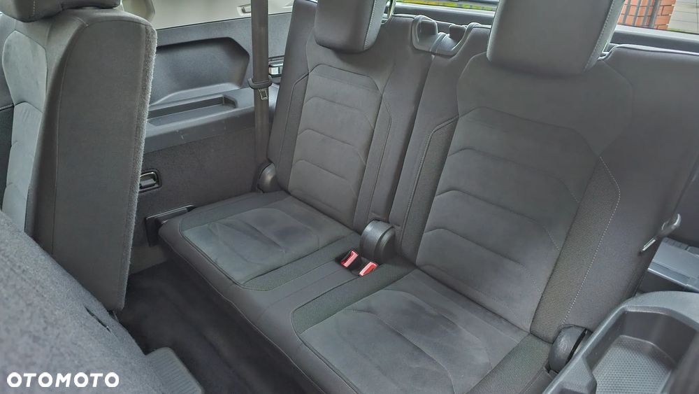 Volkswagen Tiguan Allspace 2.0 TSI 4Mot Elegance DSG 7os - 22