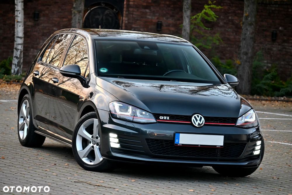 Volkswagen Golf GTI BlueMotion Technology - 2