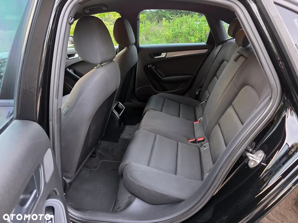 Audi A4 Limousine - 29