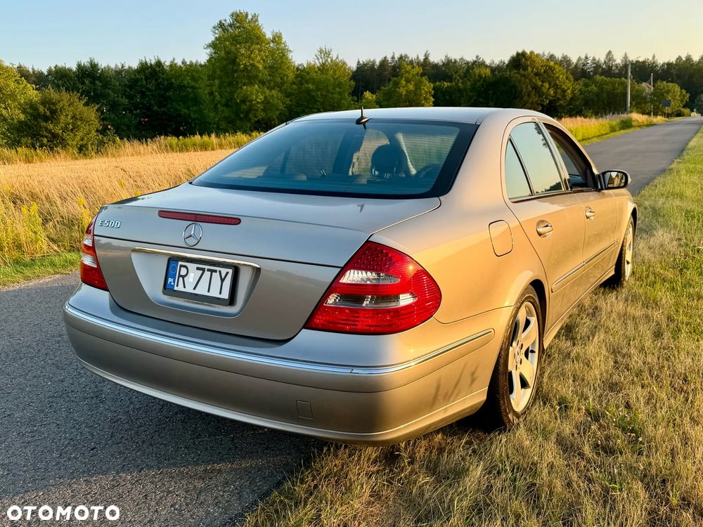 Mercedes-Benz Klasa E 500 Avantgarde - 8
