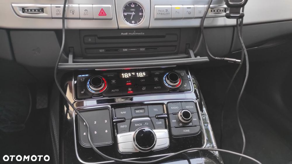 Audi A8 4.2 TDI DPF (clean diesel) quattro tiptronic Lang - 16