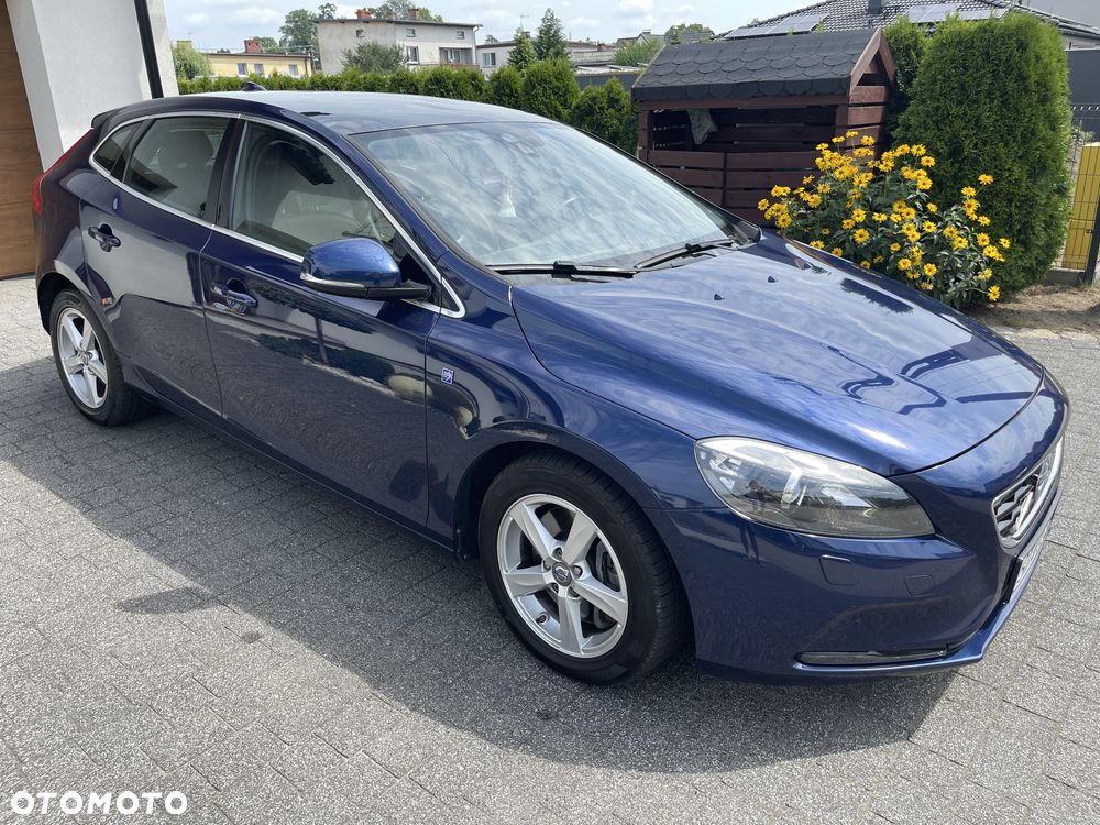 Volvo V40 D4 Drive-E Ocean Race - 5