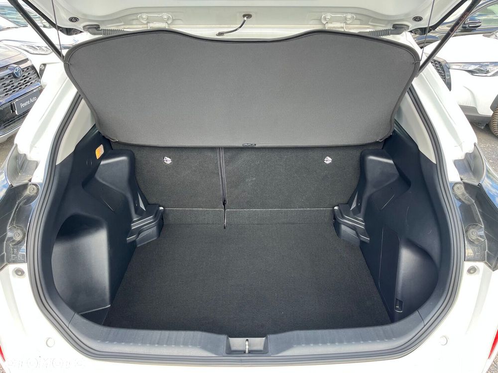 Toyota Yaris Cross Hybrid 1.5 Comfort - 33