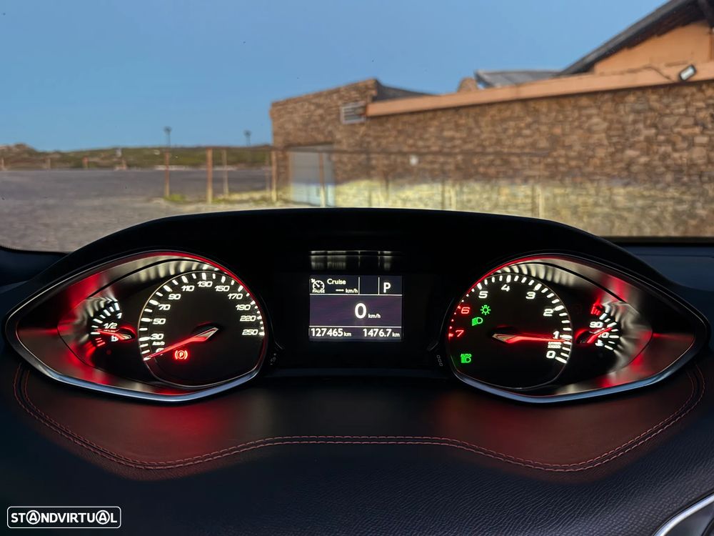 Peugeot 308 1.2 PureTech GT Line EAT8 - 44
