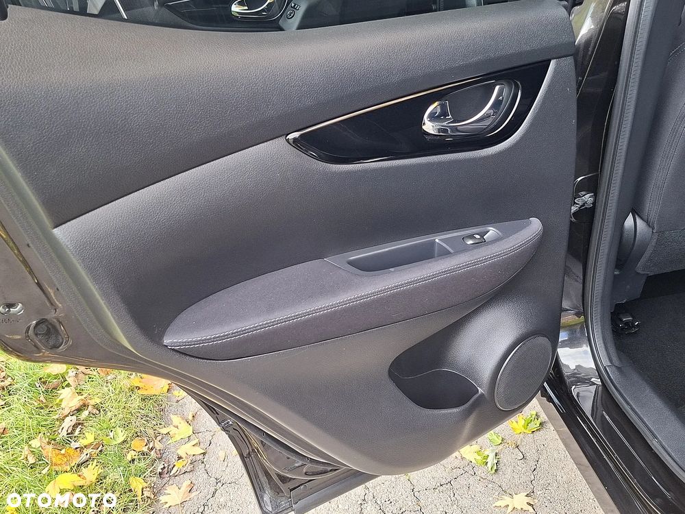 Nissan Qashqai - 22